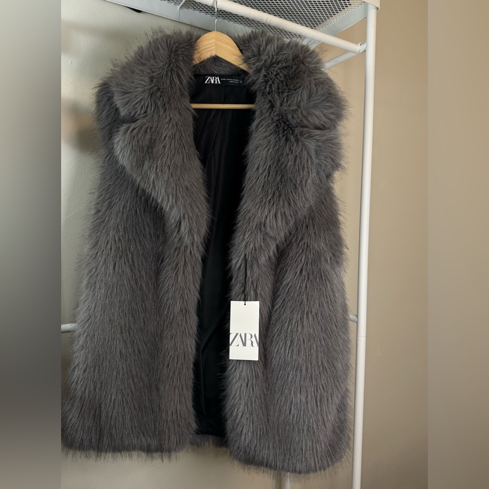 Zara Women's Charcoal Teddy Vest